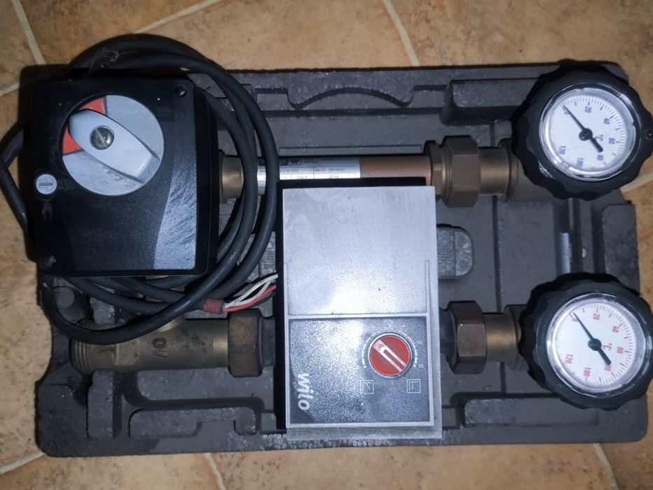 Grupa pompowa Wilo do podłogówki / CO – nowa, komplet