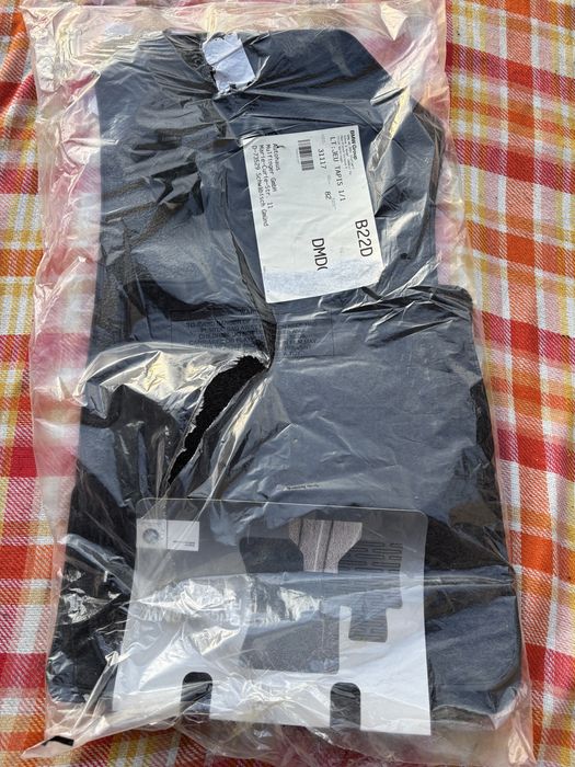 Oryginalne dywaniki BMW E81