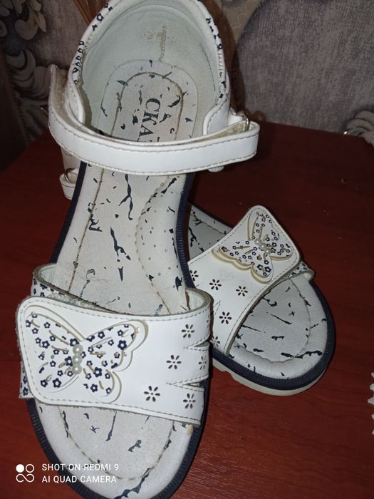 Босоножки для девочки