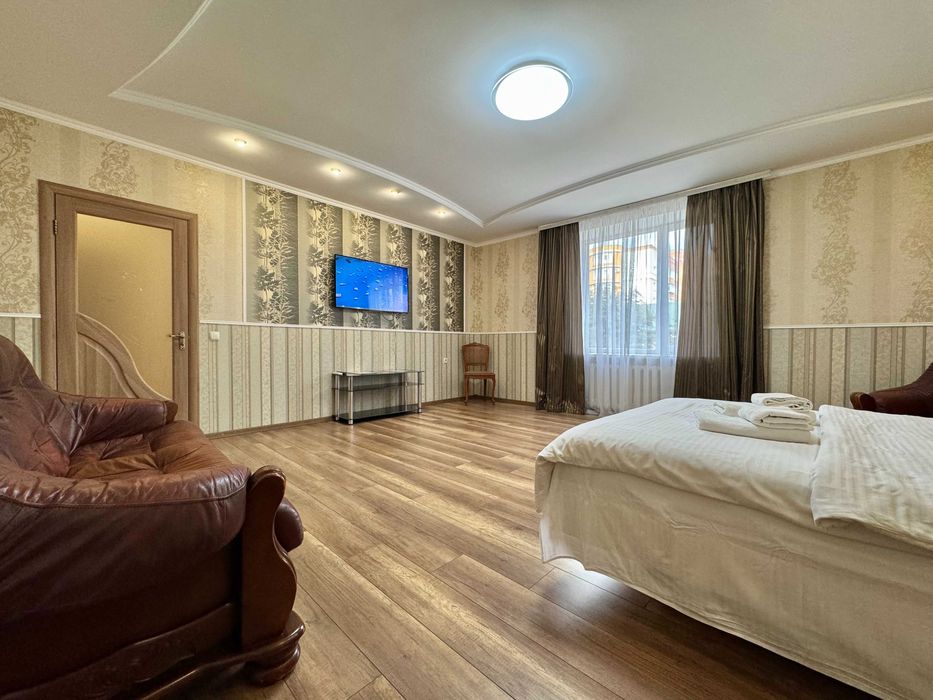 ApartPoltava 2КІМН у новобудові, 7сп. місць 100м² ЦЕНТР, СВІТЛО ЗАВЖДИ