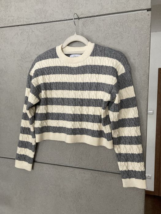 Sweter w paski zara warkocz