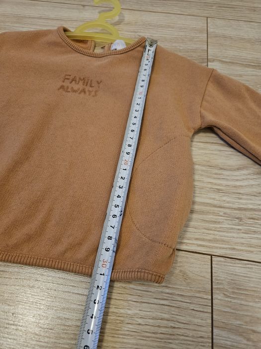 Bluza z napisem Zara r80 stan idealny kieszenie