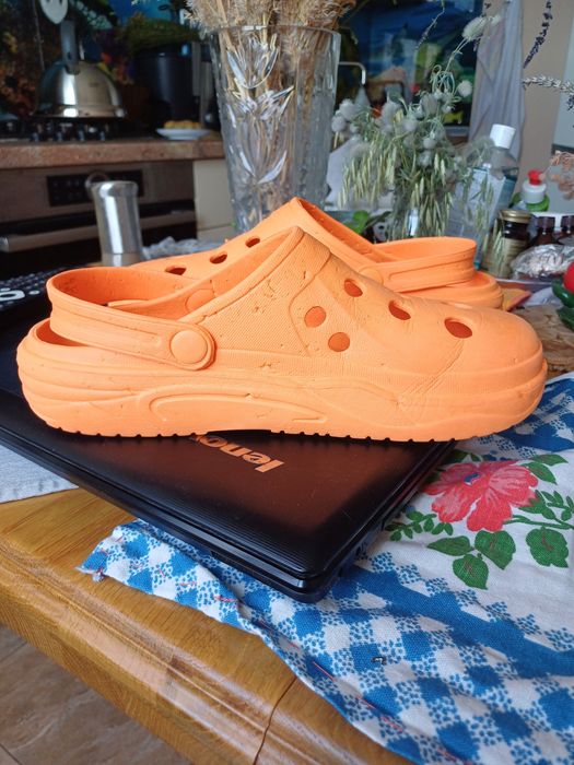 Шльопанці  Crocs  Zara жіночи 37р.