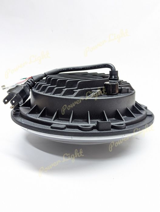 Кругла світлодіодна LED фара 7дюймів КАМАЗ ВАЗ Toyota FJ ГАЗ УАЗ мото