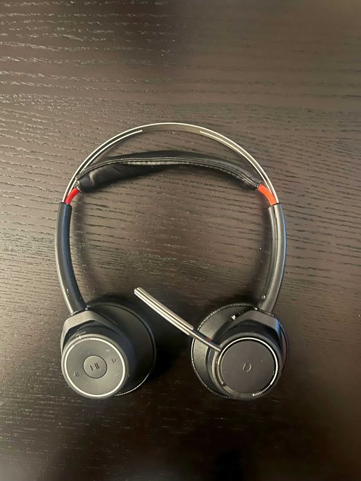 Plantronics Voyager Focus UC