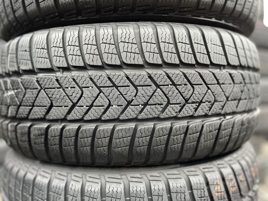 235/50/R19 (зима) Pirelli sottozero 3