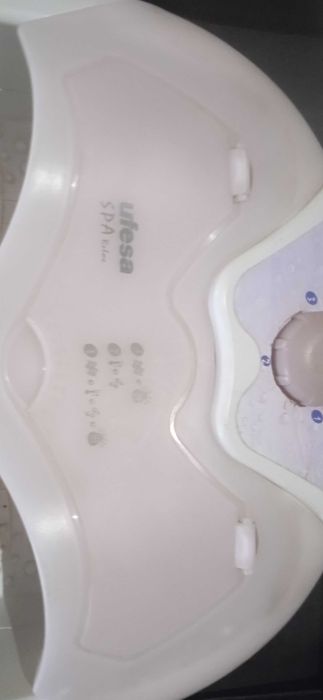 Máquina de relaxamento e massagem para pés