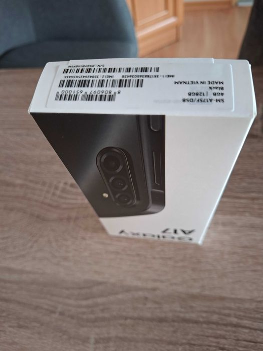 Samsung Galaxy  A17 czarny nowy.