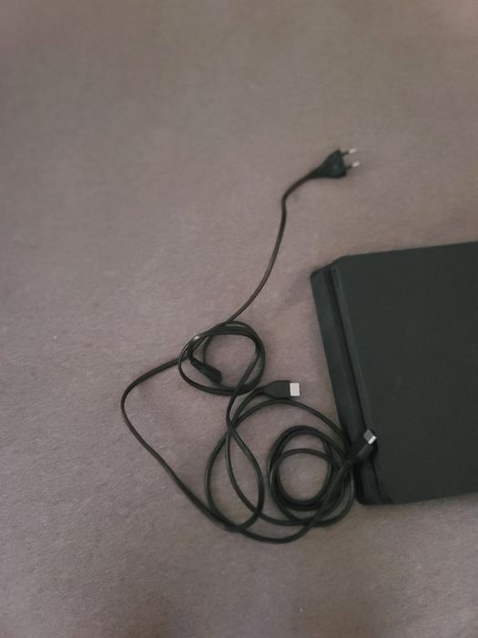 Ps4 com dois comandos