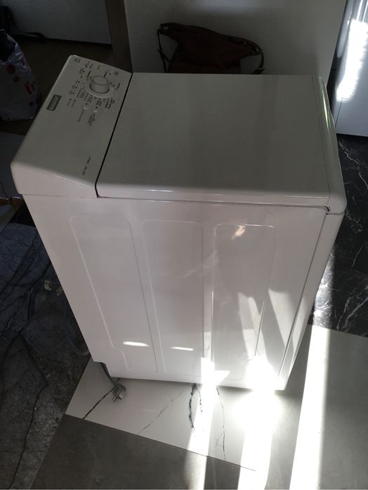 Pralka Polar  PWA 1020.  1000  obr./ min.
