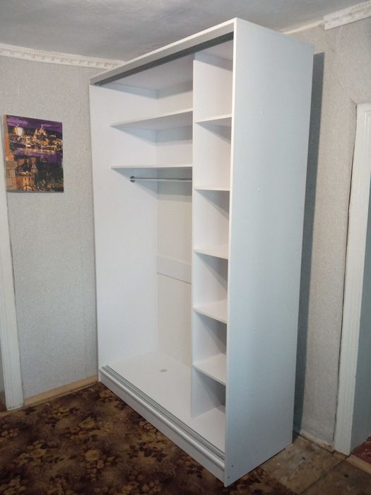 Шафа купе шириною 140 см біла, нова  в Наявності!