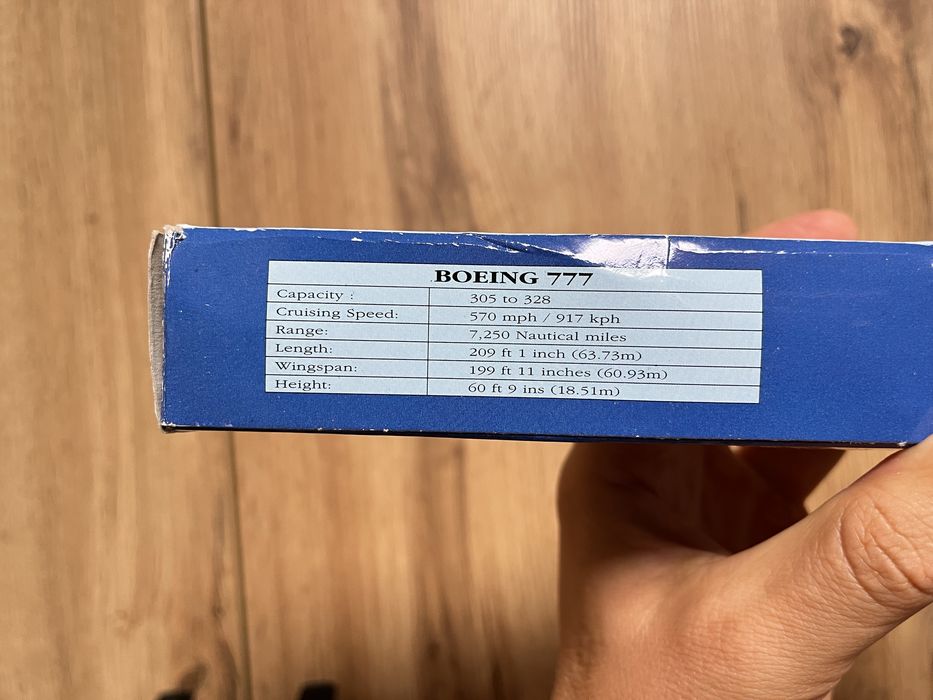 Боинг 777 новый в коробке