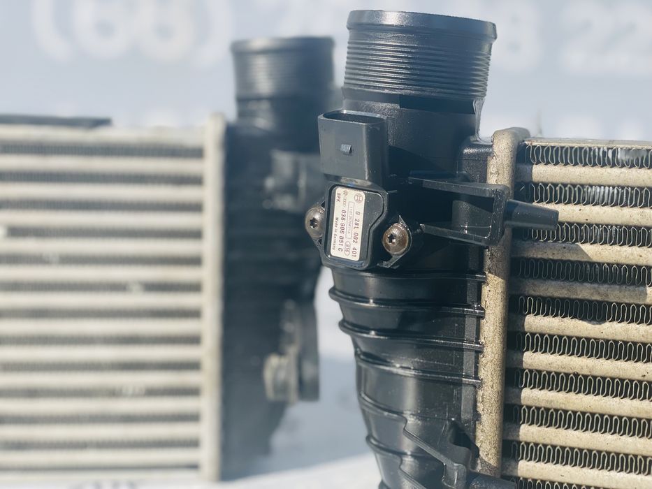 Інтеркулер Правий Лівий Audi A6 C6 2.7 TDI Розборка Ауді