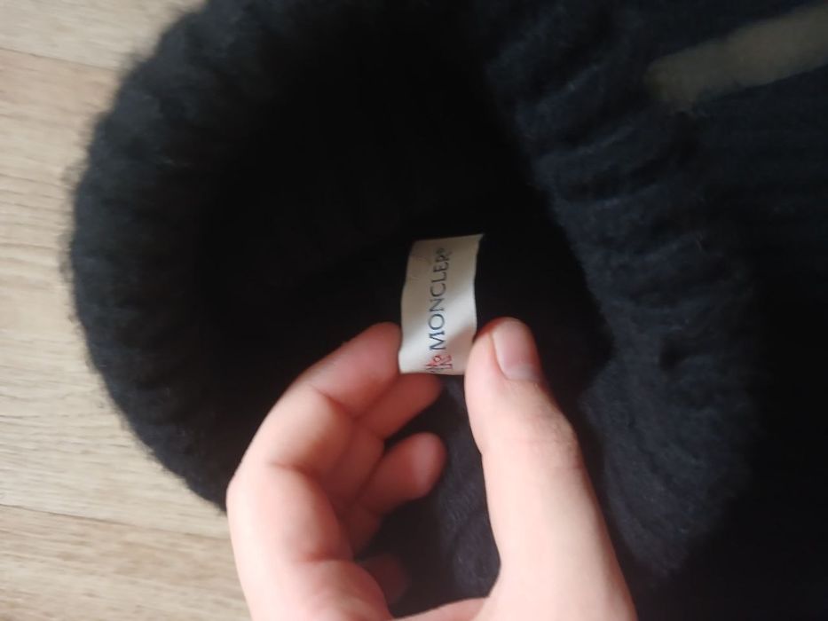 Світер Moncler жіночий орігиніла