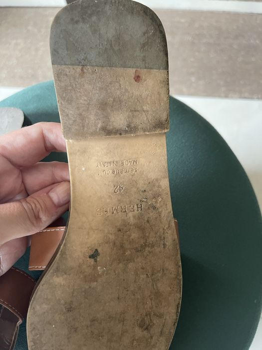 Sprzedam klapki Hermes Oran roz 42- zdecydowanie na 40