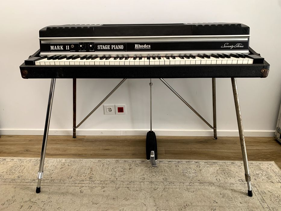 Fender Rhodes MkII Stage 73