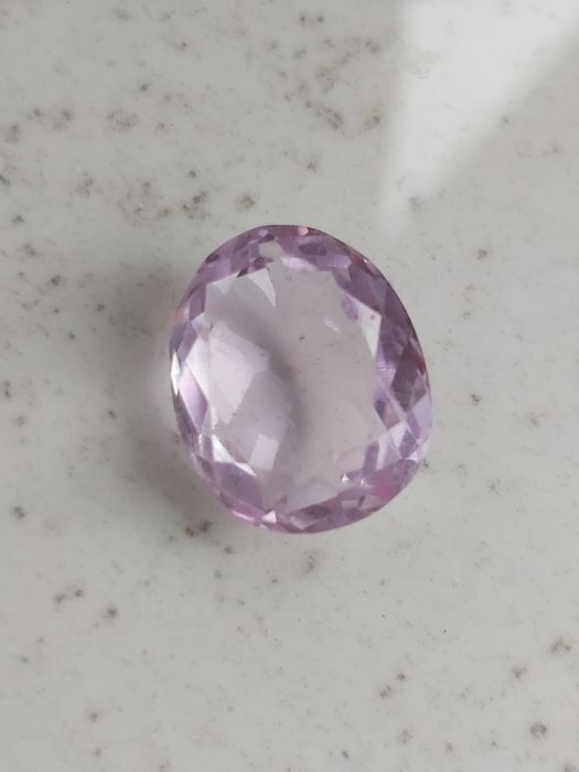 Piękny ametyst jubilerski 7.74ct. duży, fasetowany.
