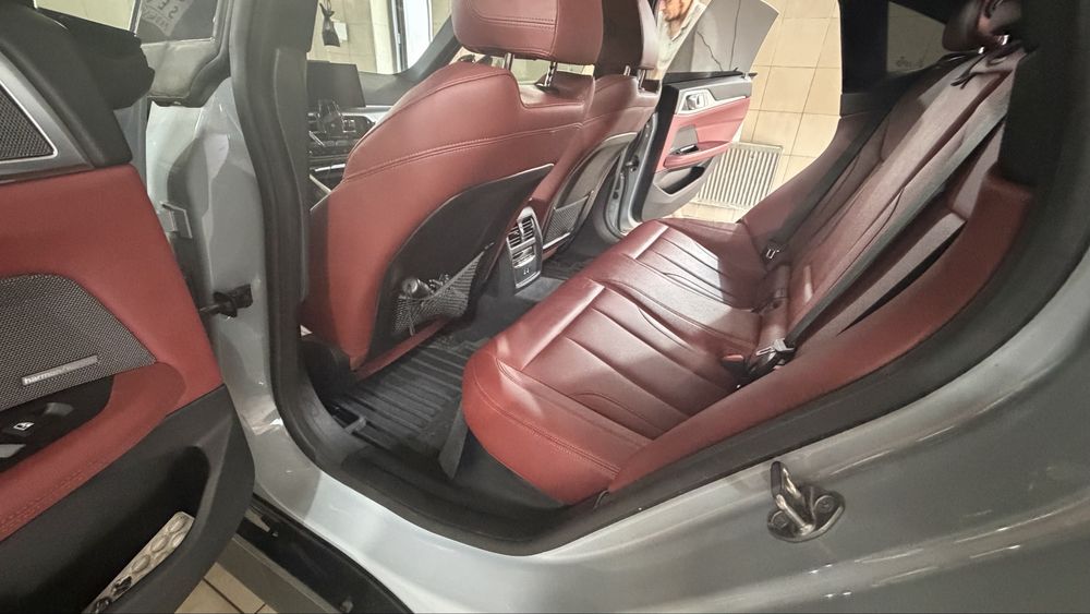 продам bmw i4 edrive40
