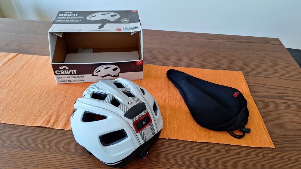 Bicicleta de Montanha (Falcon / Shimano). Com pouco uso.