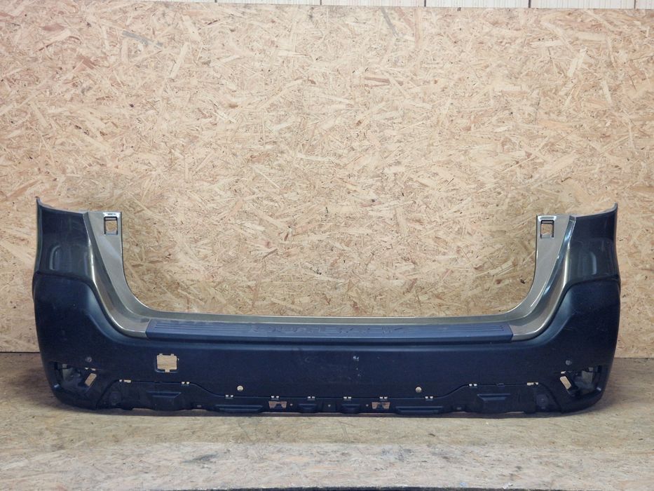 Subaru Outback zderzak tylny tył PDC  57704AN320