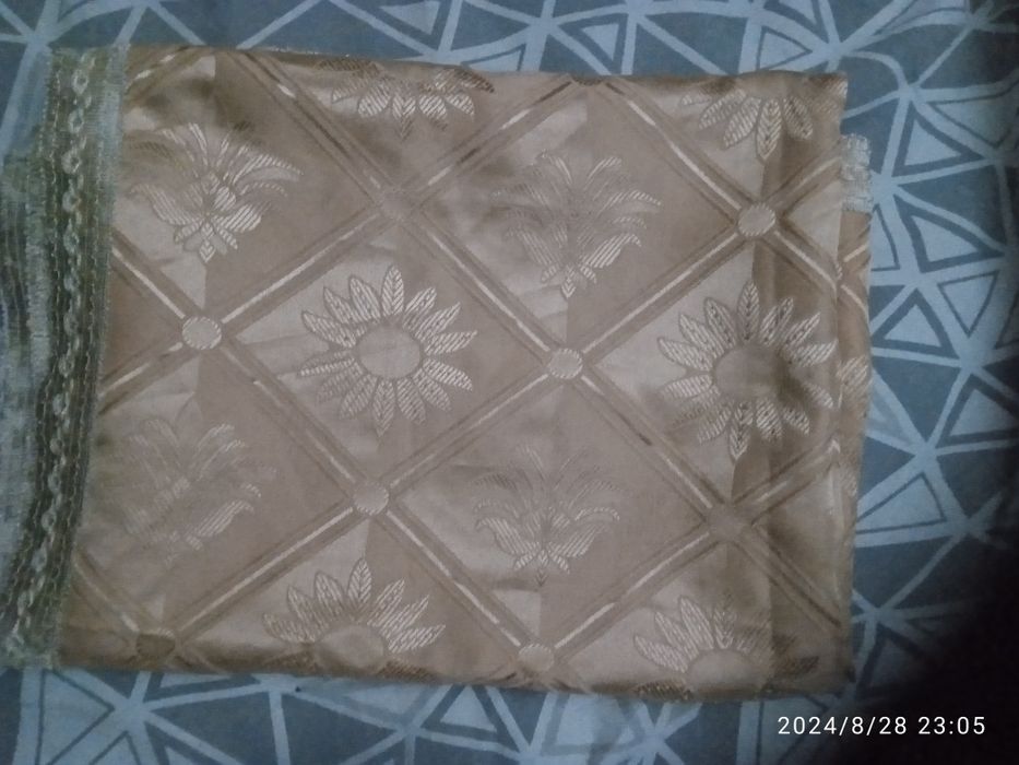 Все для кухні  салфетница скатерть очень красивая