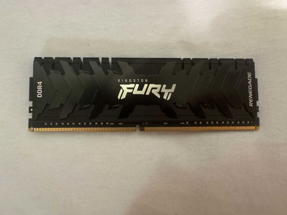 Kingston DDR4  64 gB