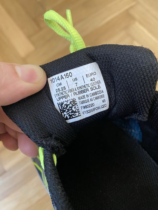 Buty do biegania Asics GT 1000 40 uniseks