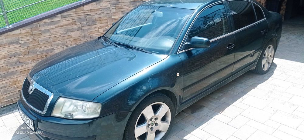 Skoda superb 2,5 163km automat
