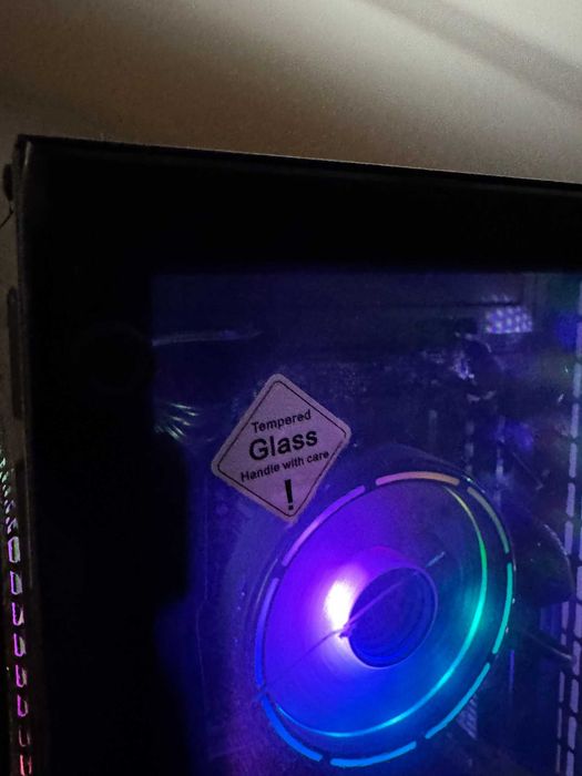 Computador fixo | AMD Ryzen 5 / AMD Radeon RX / 512GB / 16GB