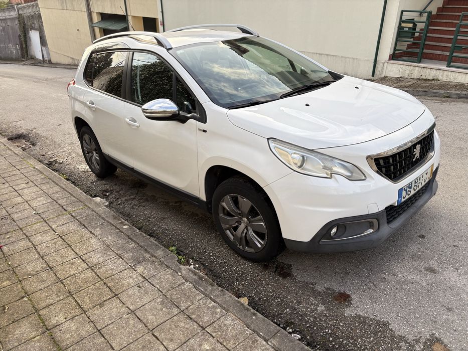 Peugeot 2008 - em óptimo estado