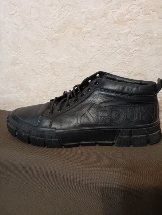 Чоловічі теплі шкіряні кросівки  KEDUKI 43 розміру