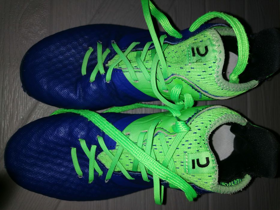 Chuteiras de futebol criança