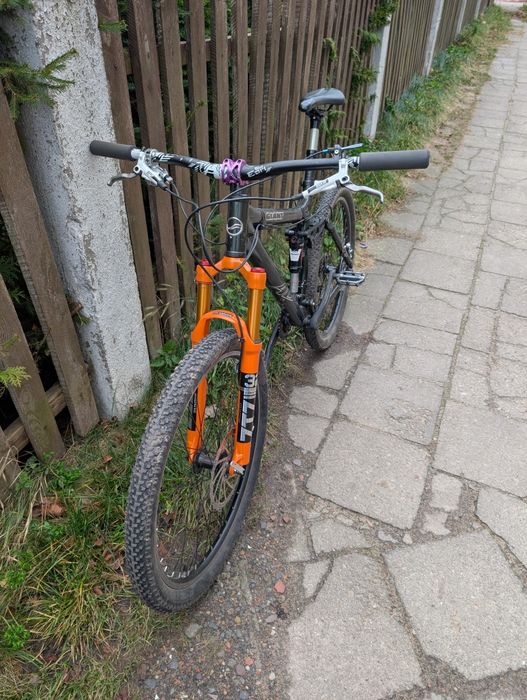 Rower Giant AC enduro