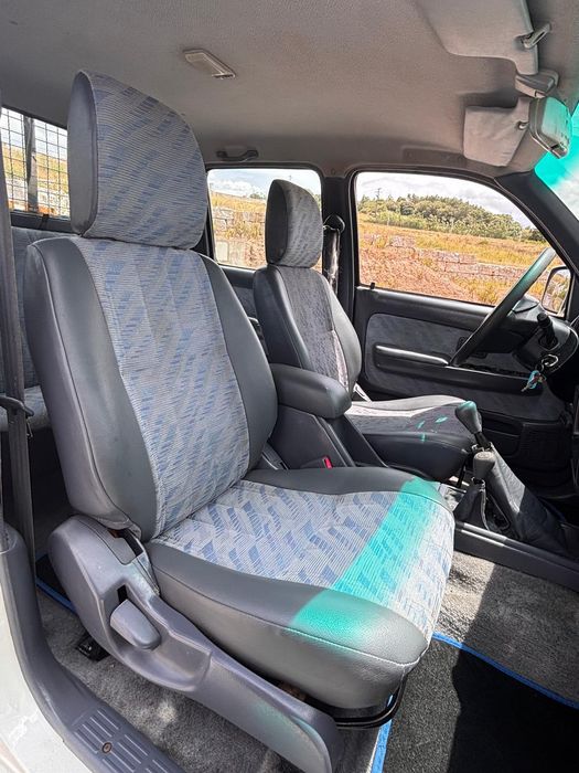Toyota Hilux 2.4 TD 4x4 TRACKER