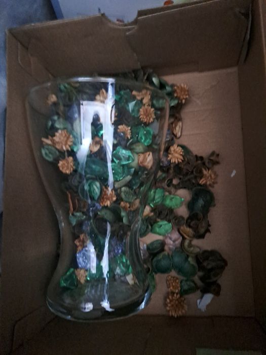 Jarra Ikea com potpourri