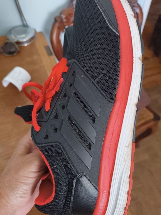 Tênis Adidas 40 unissex