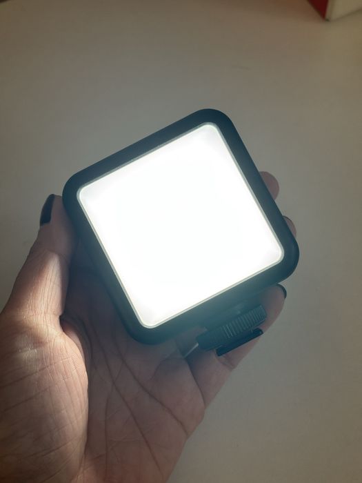 Sony ZV-1F – Como Nova | Apenas 5 Meses de Uso + Extras
