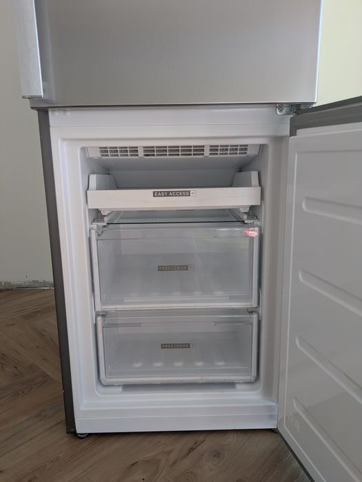 Frigorífico combinado Whirlpool Inox