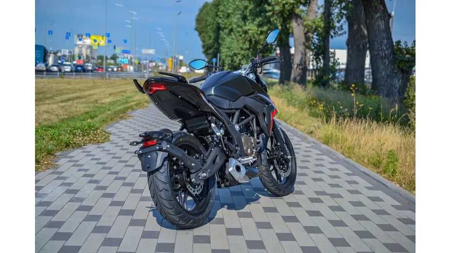 Мотоцикл LONCIN LX300-6 CR6
