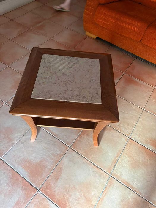 Mesa de sala de estar