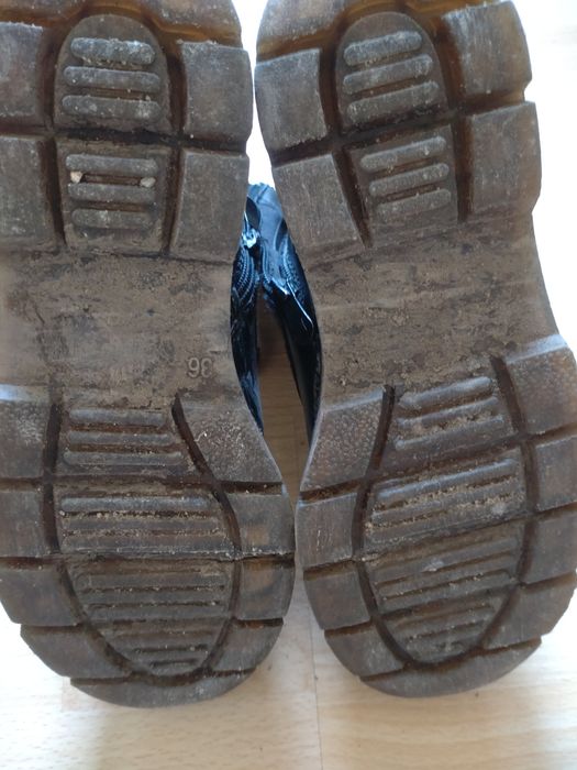 Czarne buty a'la Martensy