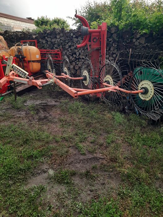 Прес підбирач New Holland, гребка та косарка