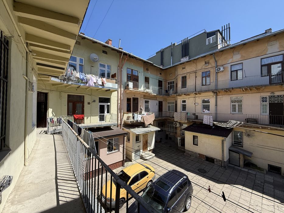 1кімнатна квартира на довготривалий термін біля МедІнституту (власник)