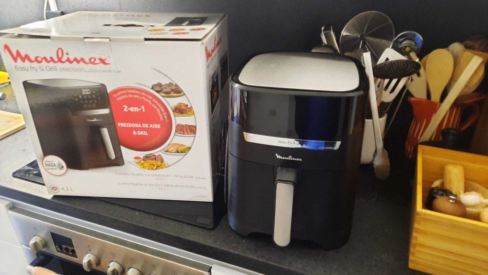 Air Fryer Moulinex 2 em 1 - Easy Fry & Grill Semi Nova 4,2L - na caixa