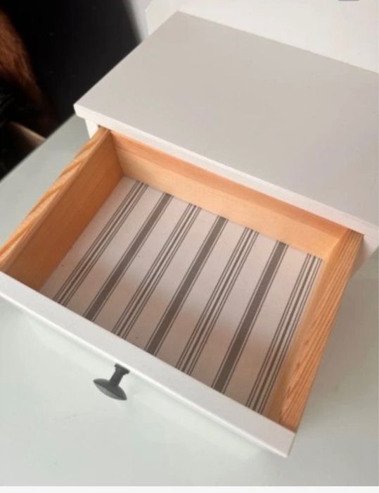 Toaletka Ikea Hemnes