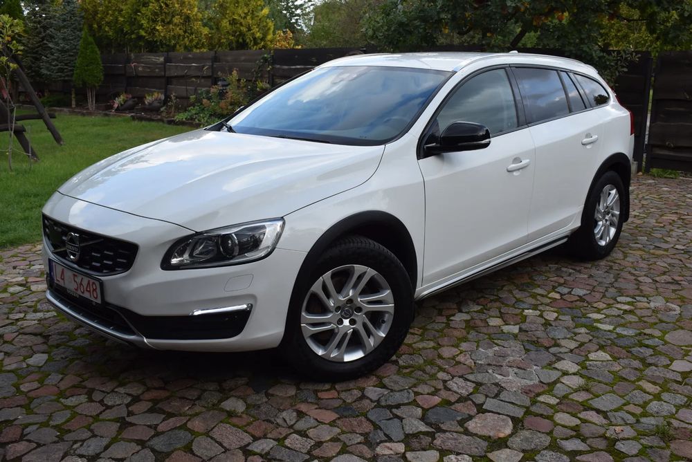 Volvo V60 Cross Country