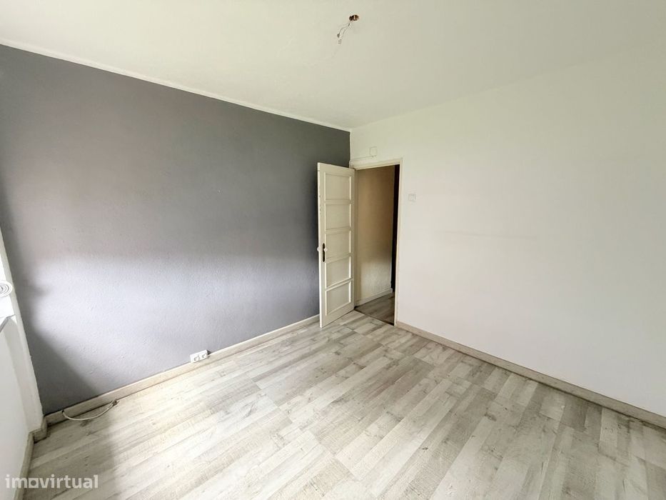 Apartamento T4 duplex Charquinho, Benfica, Lisboa