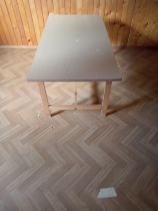 Zgrabna lekka ławaz PRL-u