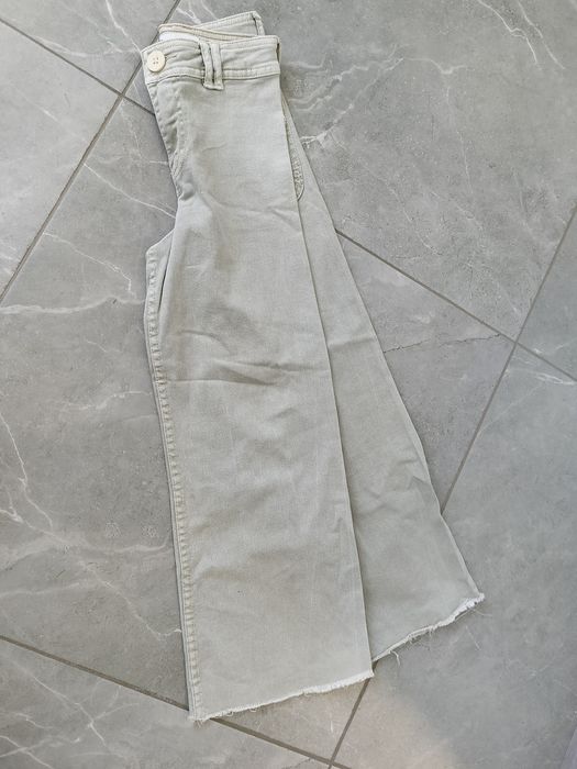 Прямі джинси Zara, з необробленим краєм, 128-134
