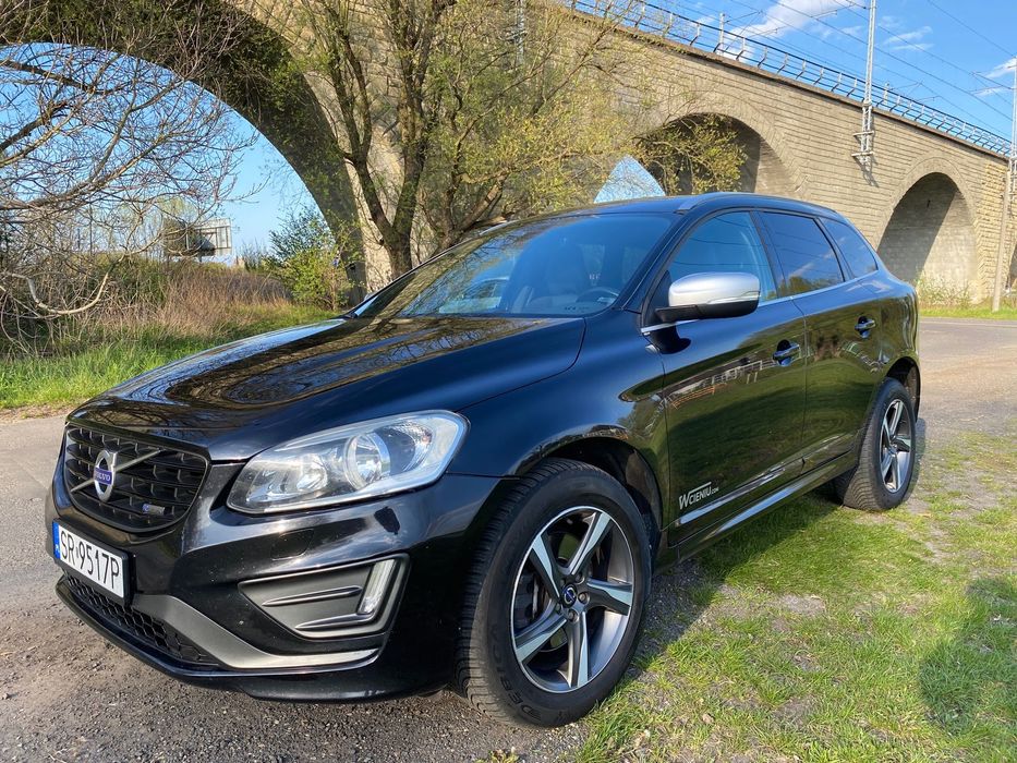 Volvo XC 60 Volvo XC-60 D4 Drive-E R-design - PILNE